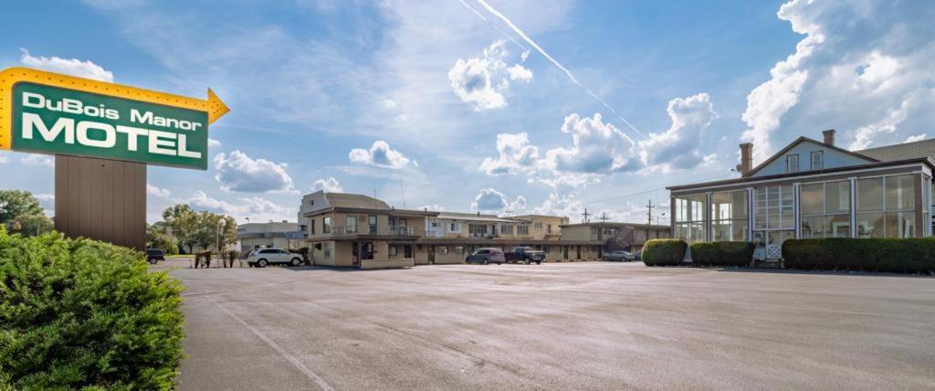 Dubois Manor Motel Екстериор снимка